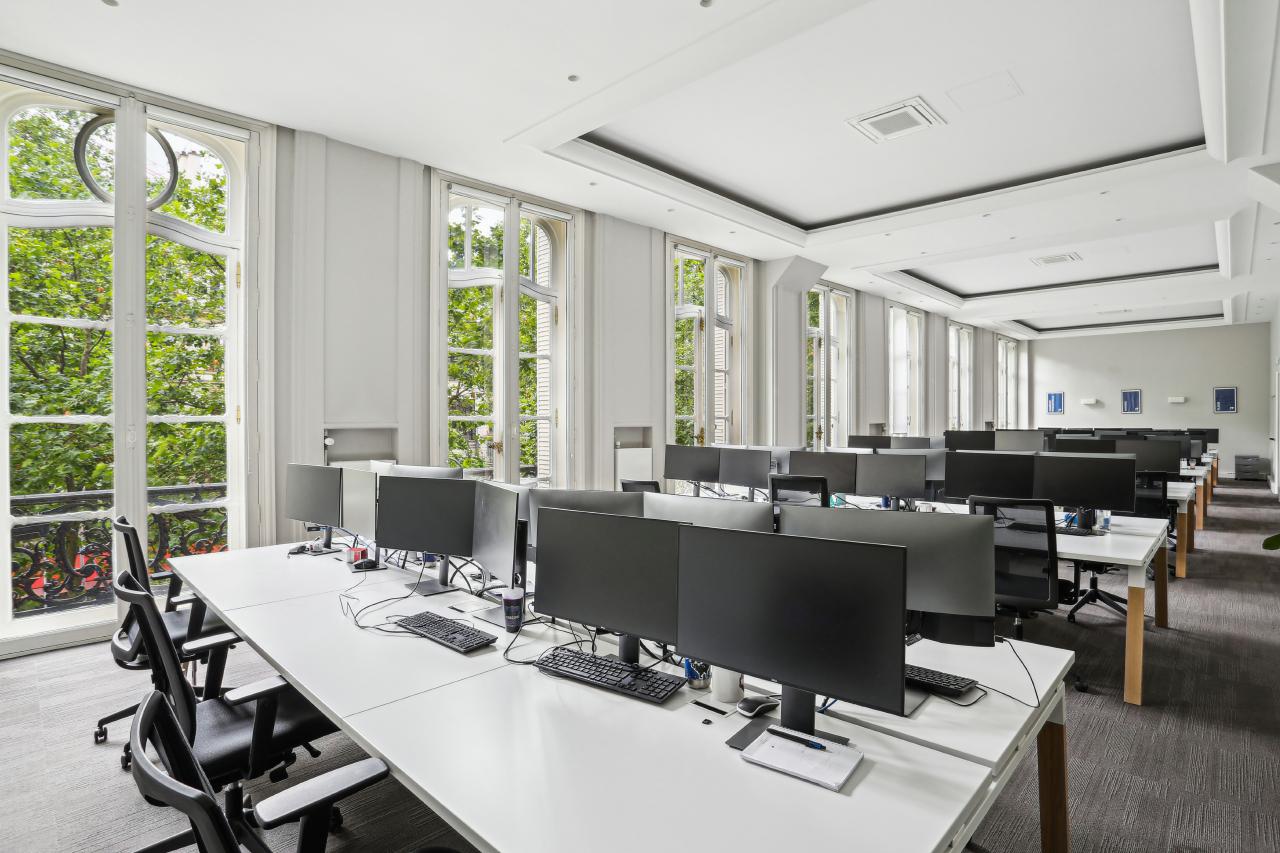 Bureau Paris 491m² Location bureau Paris OLBUR2420218 6